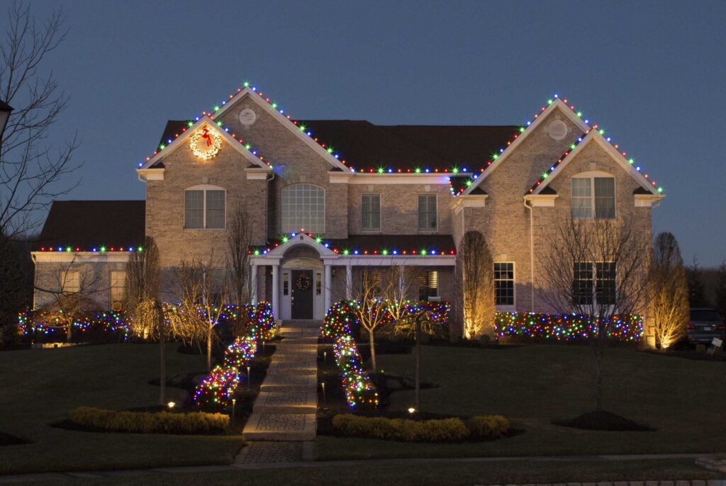 colored-holiday-light-installation