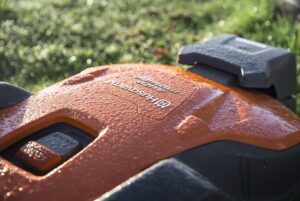 husqvarna-robotic-lawn-mower-wet