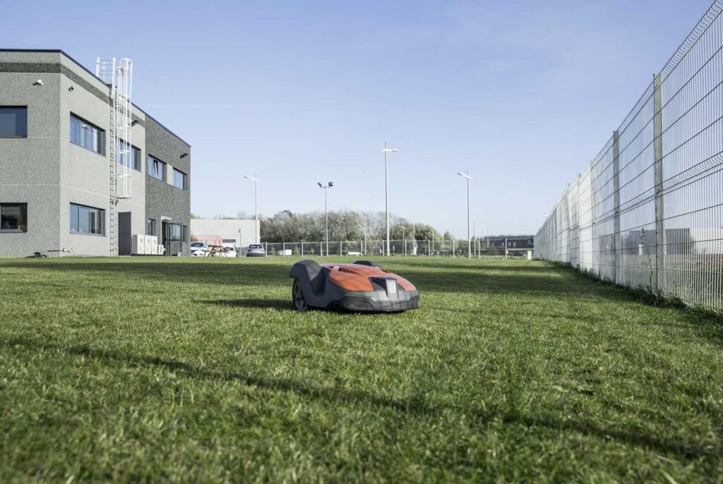 industrial-robotic-lawn-mower