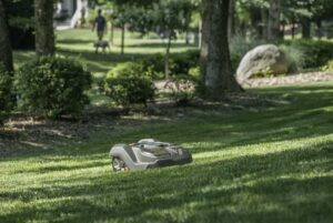 robot-lawn-mower