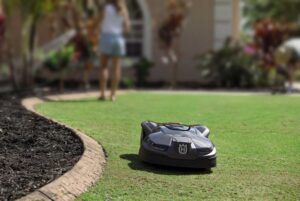 robotic-mower-concrete-edging