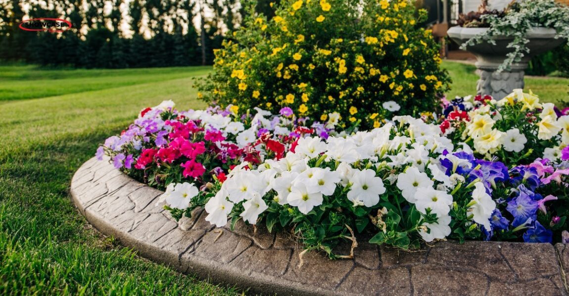 What Kind of Concrete Is Used for Landscape Curbing? (And Why It Matters More Than You Think) 1 Decorative concrete curbing installation in a residential yard